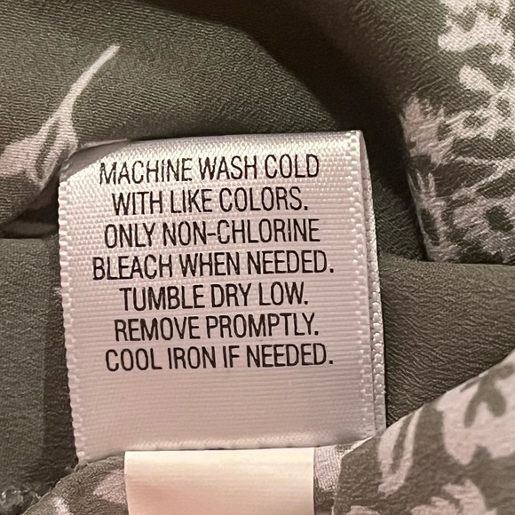 Croft & Barrow pullover top on Olive Green and white pattern size XL - Picture 5 of 10